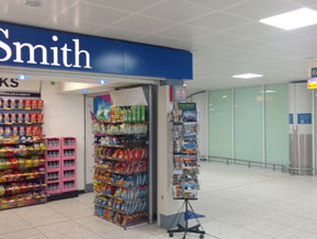 2018 Glasgow Airport Smith Small W H Smith in Glasgow Airport